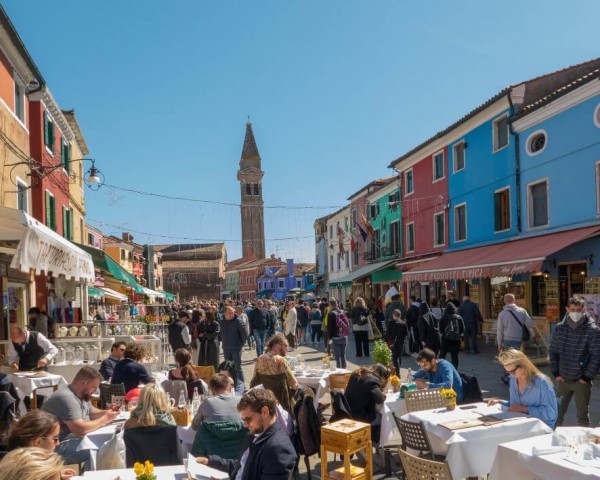 JULY 2022: VENICE TO TEST THE BOOKING OBLIGATION FOR TOURISTS