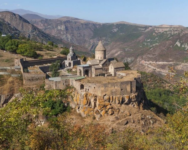 ARMENIA EXPECTS OVER 2 MILLION TOURISTS IN 2023