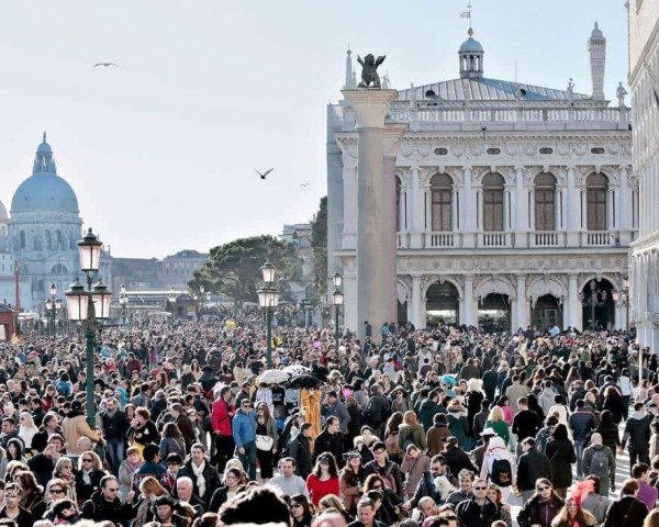 SOLUTIONS TO FIGHT OVERTOURISM IN ITALIAN DESTINATIONS