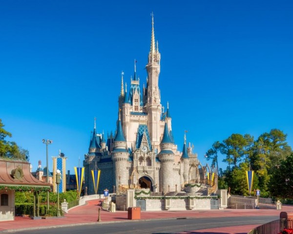 THE END OF THE STANDOFF BETWEEN DISNEY AND FLORIDA