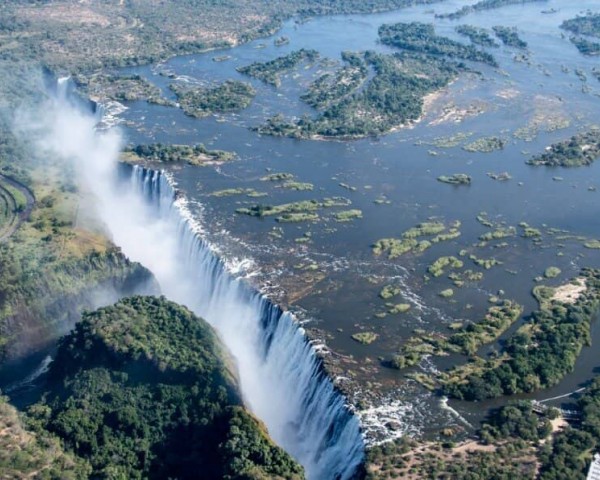 DUE TO CLIMATE CHANGE, VICTORIA FALLS LOST 75% OF ITS WATER