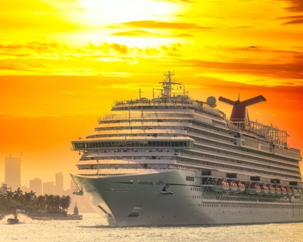 GLOBAL CRUISE INDUSTRY GROWS 7% ABOVE PRE-PANDEMIC LEVEL