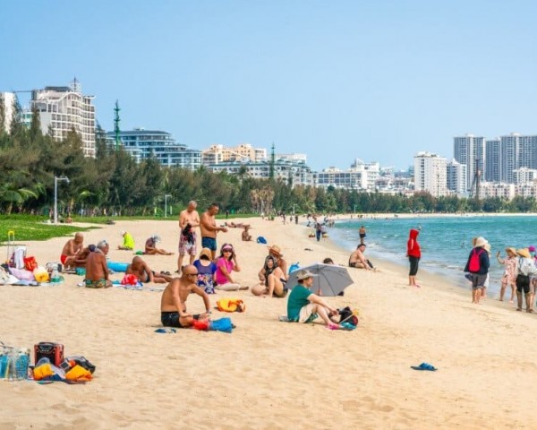 HAINAN’S TOURISM BENEFITS FROM VISA EXEMPTION FOR 59 COUNTRIES